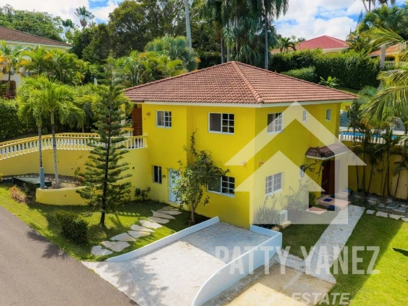 Villa de 2 recámaras con un departamento independiente de 1 recámara