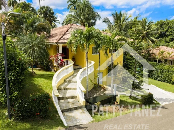Villa de 2 recámaras con un departamento independiente de 1 recámara