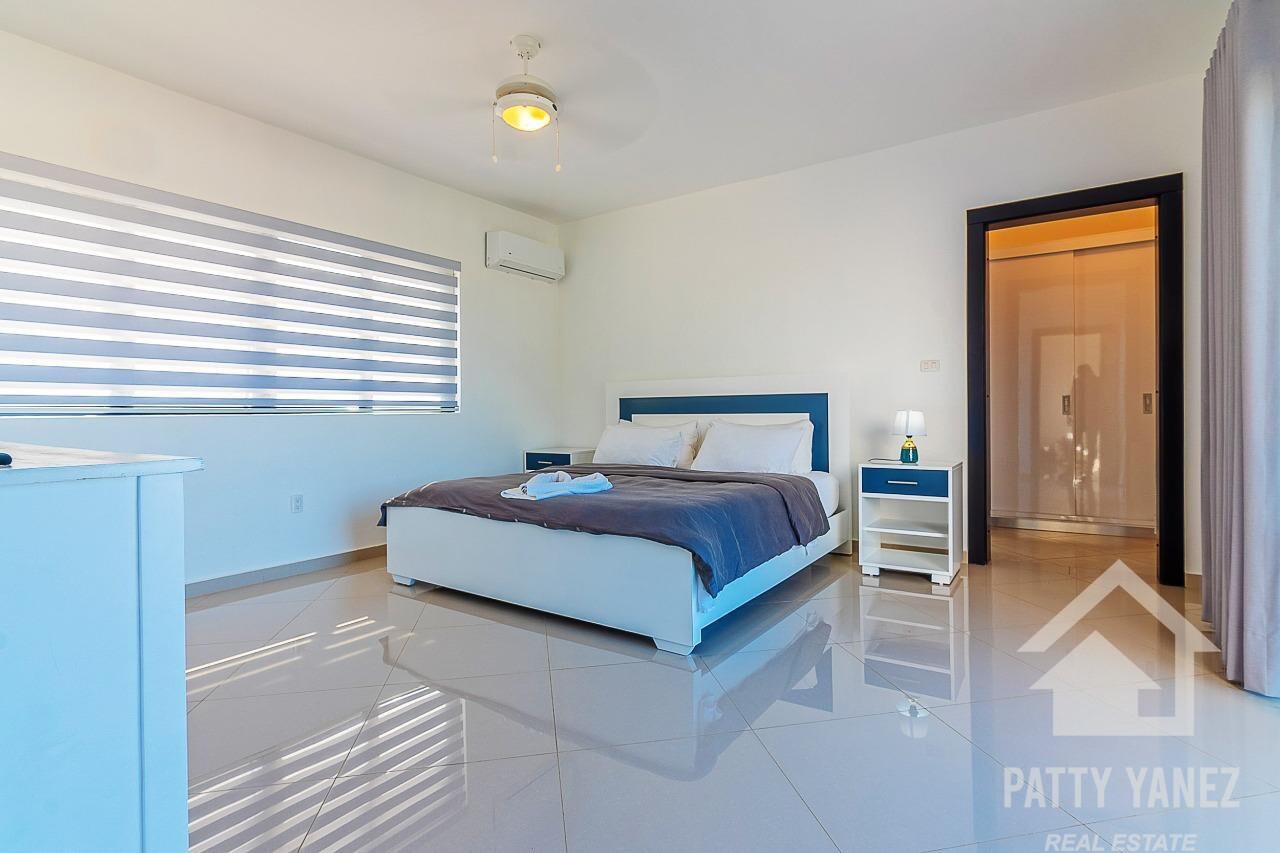 Spacious 4-Bedroom Villa in Sosúa Gated Community