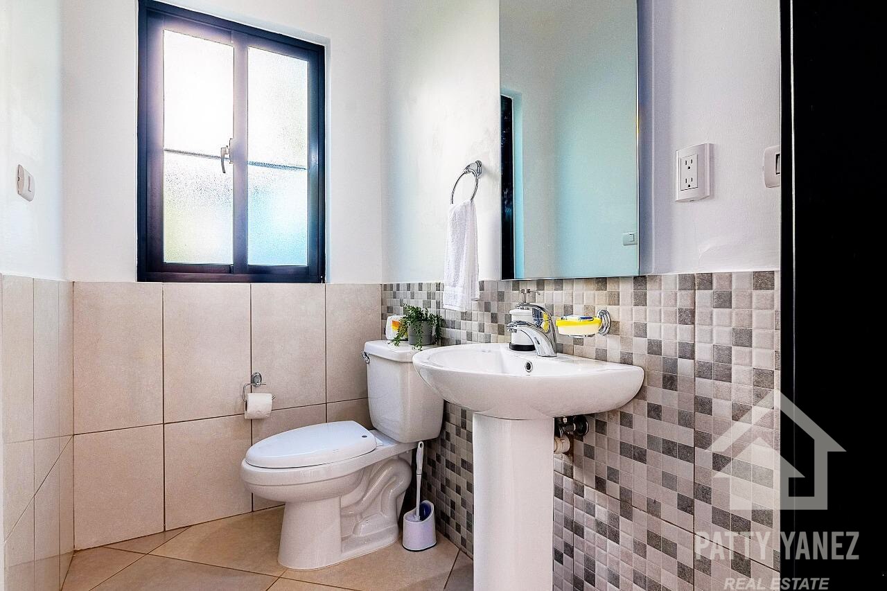 Spacious 4-Bedroom Villa in Sosúa Gated Community