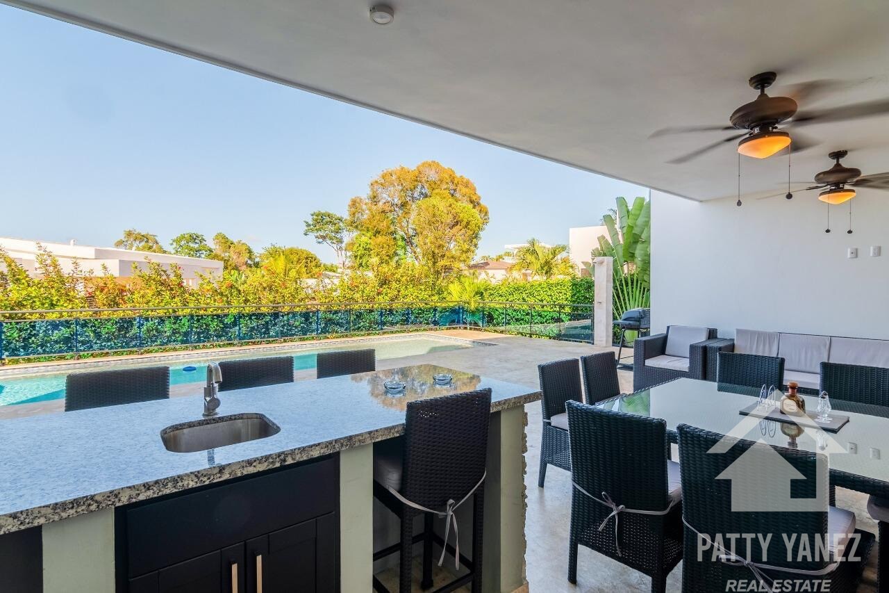 Spacious 4-Bedroom Villa in Sosúa Gated Community