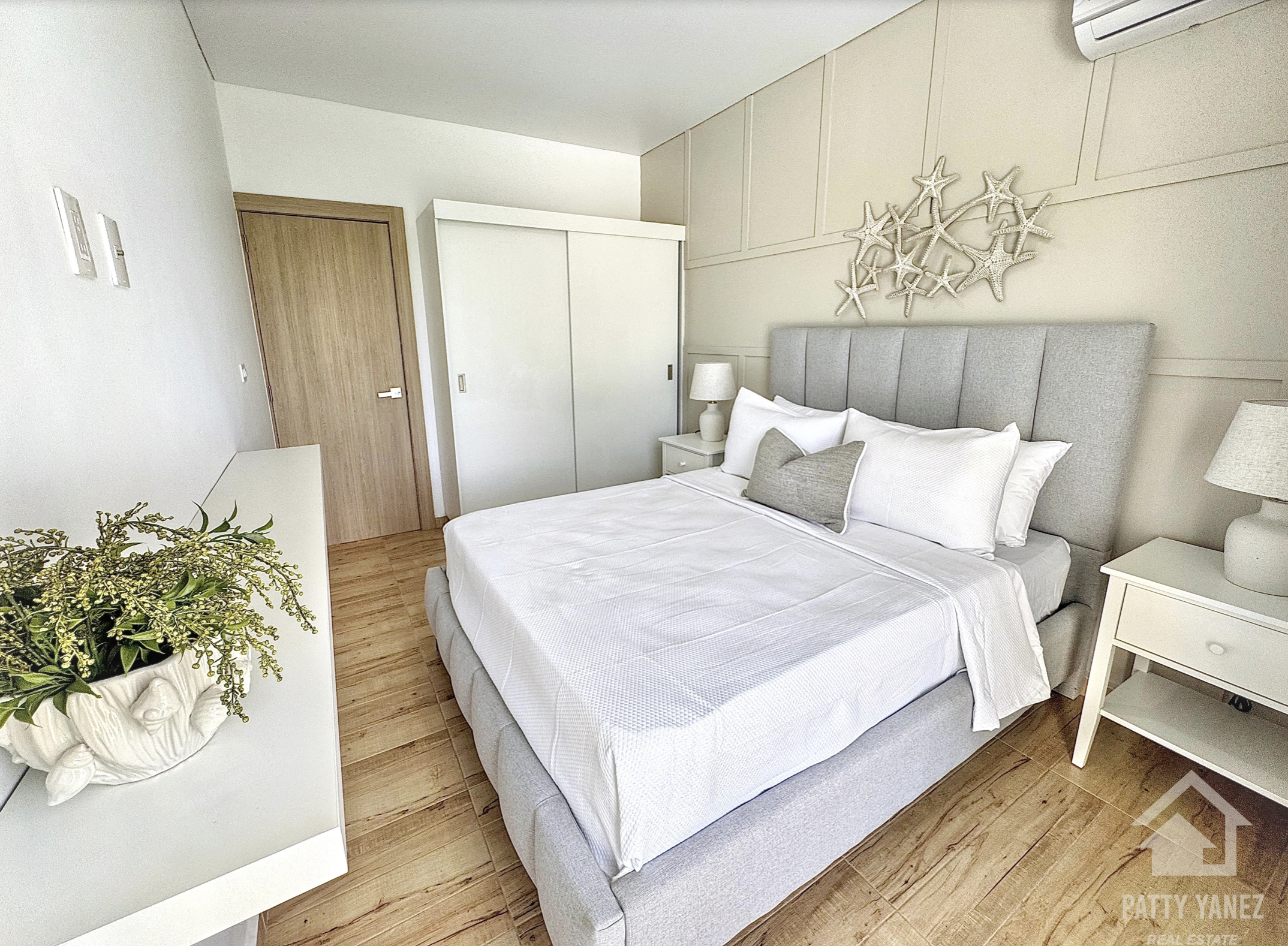 Beautifully Furnished 3-Bedroom Townhouse in Perla Marina close to the Beach