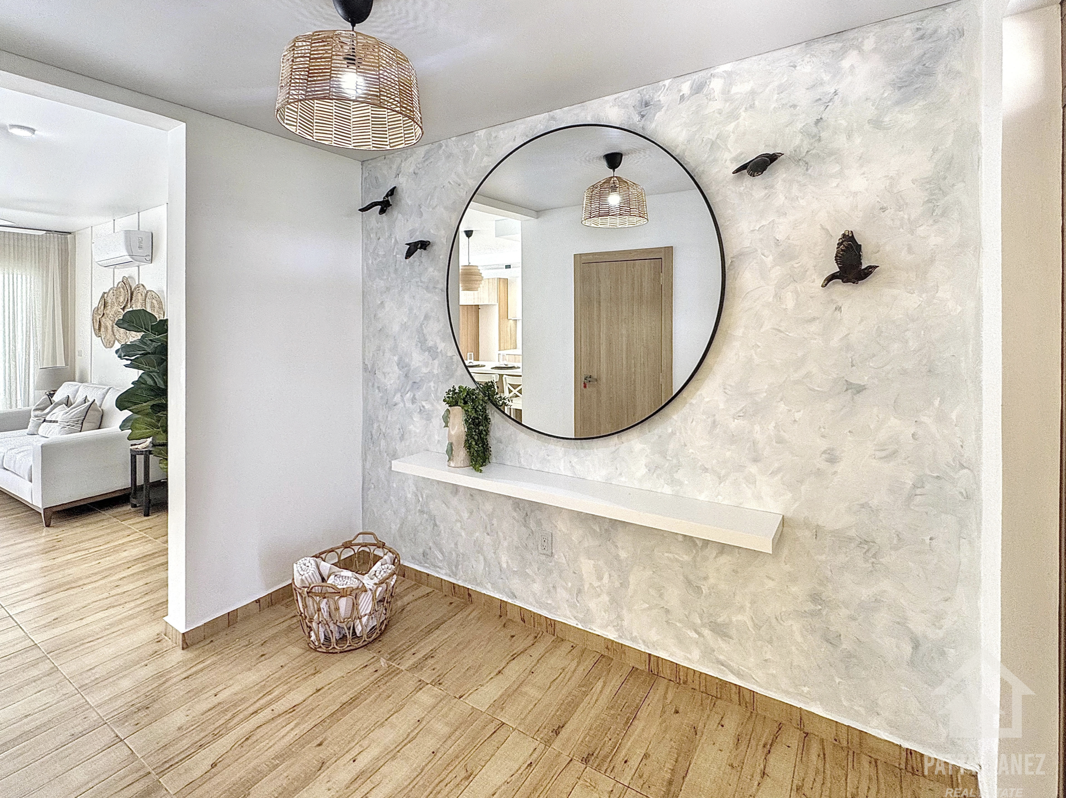 Beautifully Furnished 3-Bedroom Townhouse in Perla Marina close to the Beach