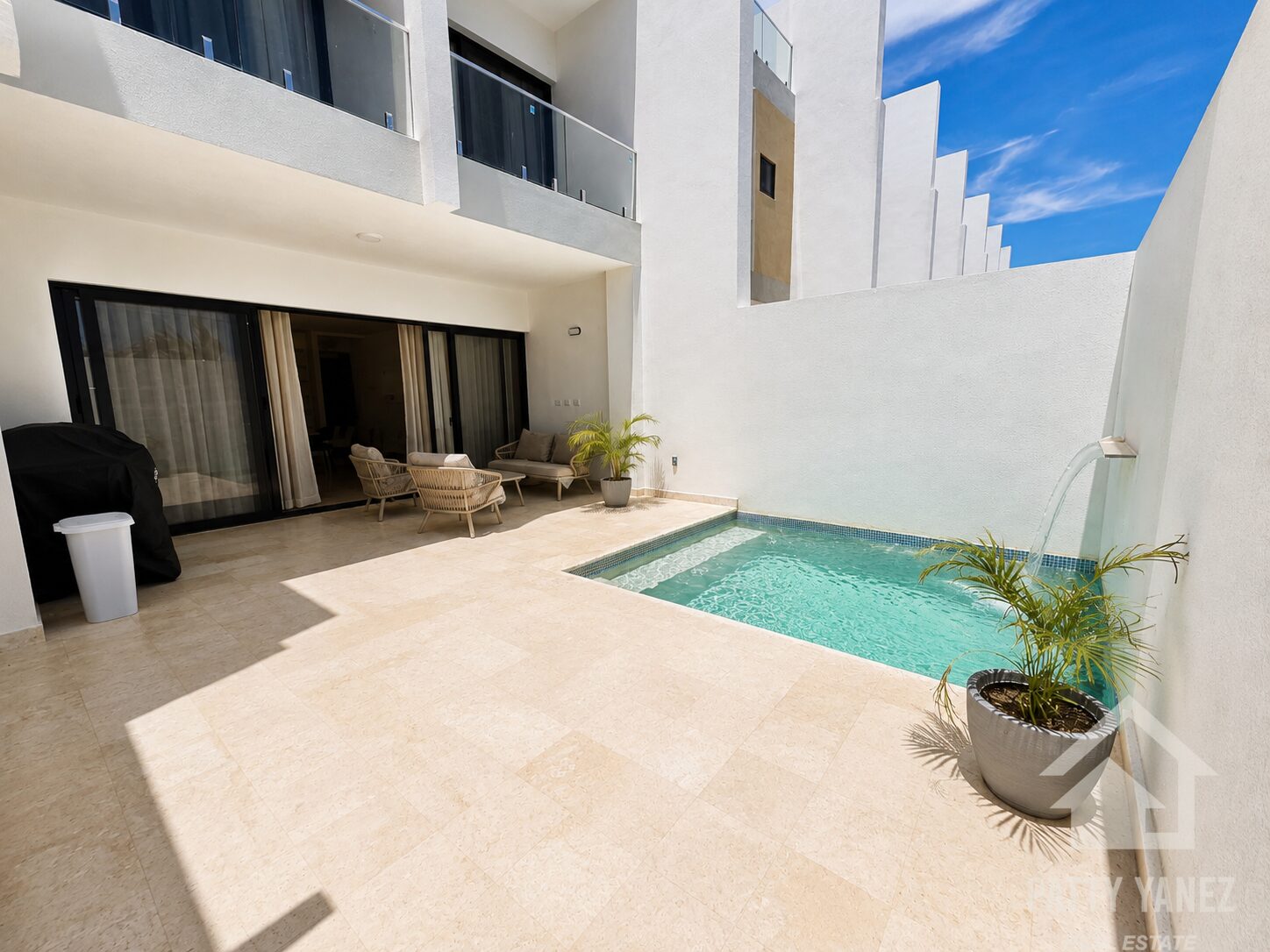3-Bedroom Townhouse in Sosúa – Walking Distance to the Beach