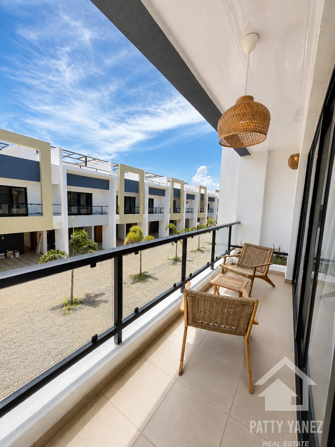 3-Bedroom Townhouse in Sosúa – Walking Distance to the Beach