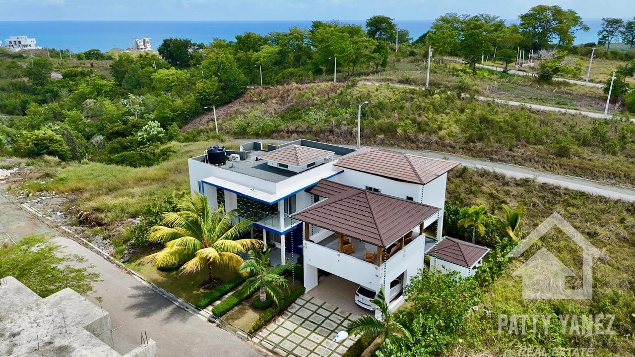 4-Bedroom Furnished Villa in Gated Community
